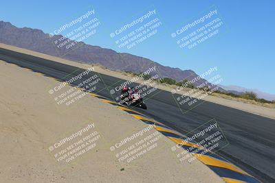 media/Jan-22-2023-CVMA (Sun) [[66d43cdebf]]/Race 10 Formula Lightweight Twins Shootout/